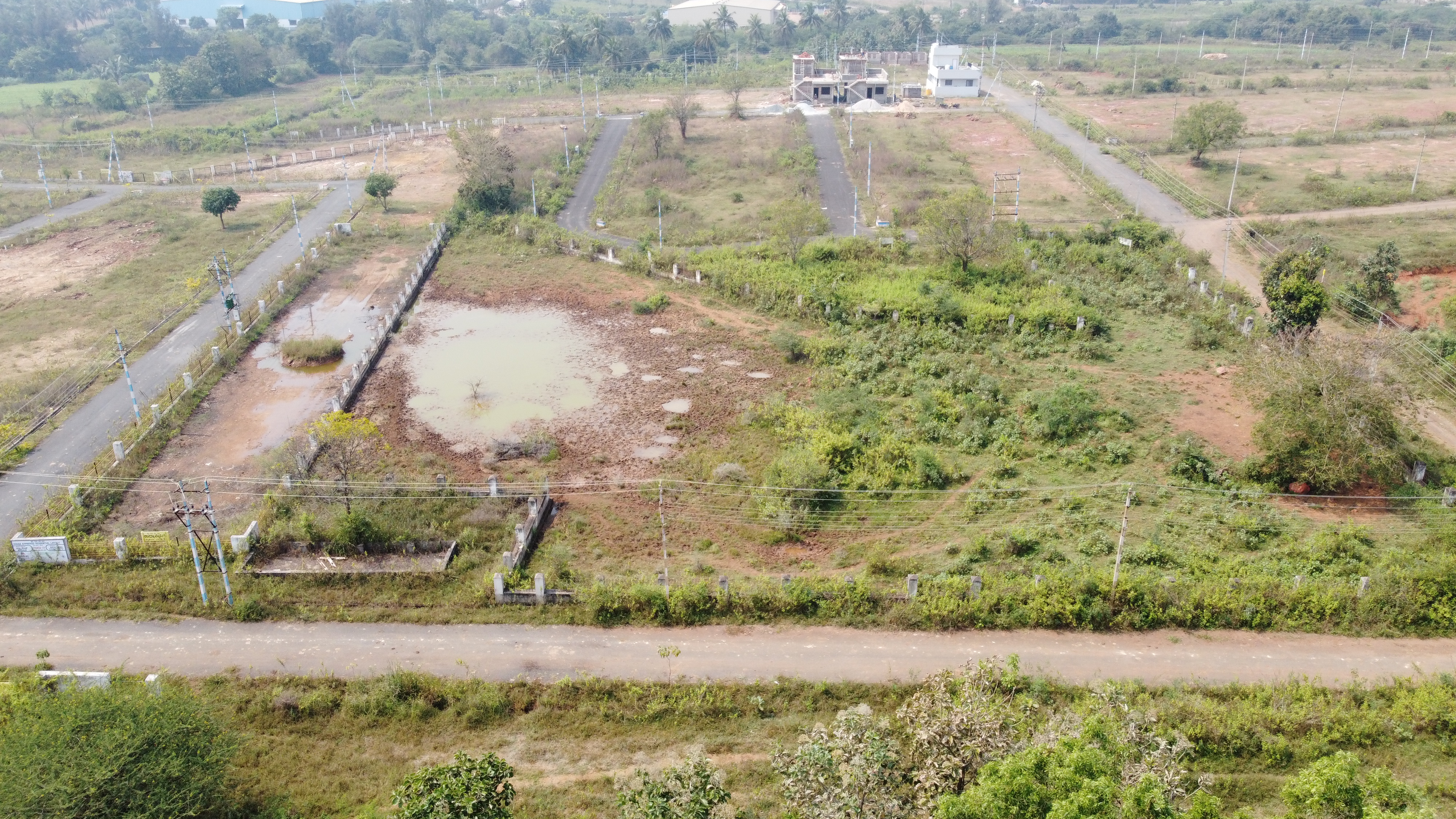 𝗦𝗽𝗮𝗻𝗶𝘀𝗵 𝗖𝗼𝘂𝗻𝘁𝘆, Revadihal Road, Gokul, Hubli - Phase 2